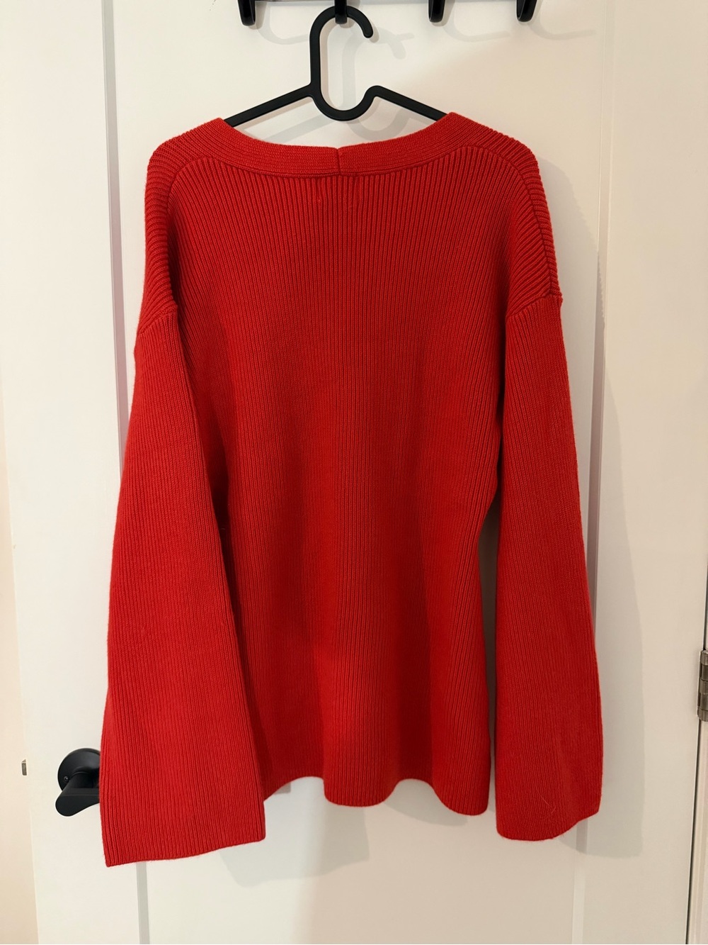 H&M Red Button-Front V-Neck Cardigan - Picture 2 of 4